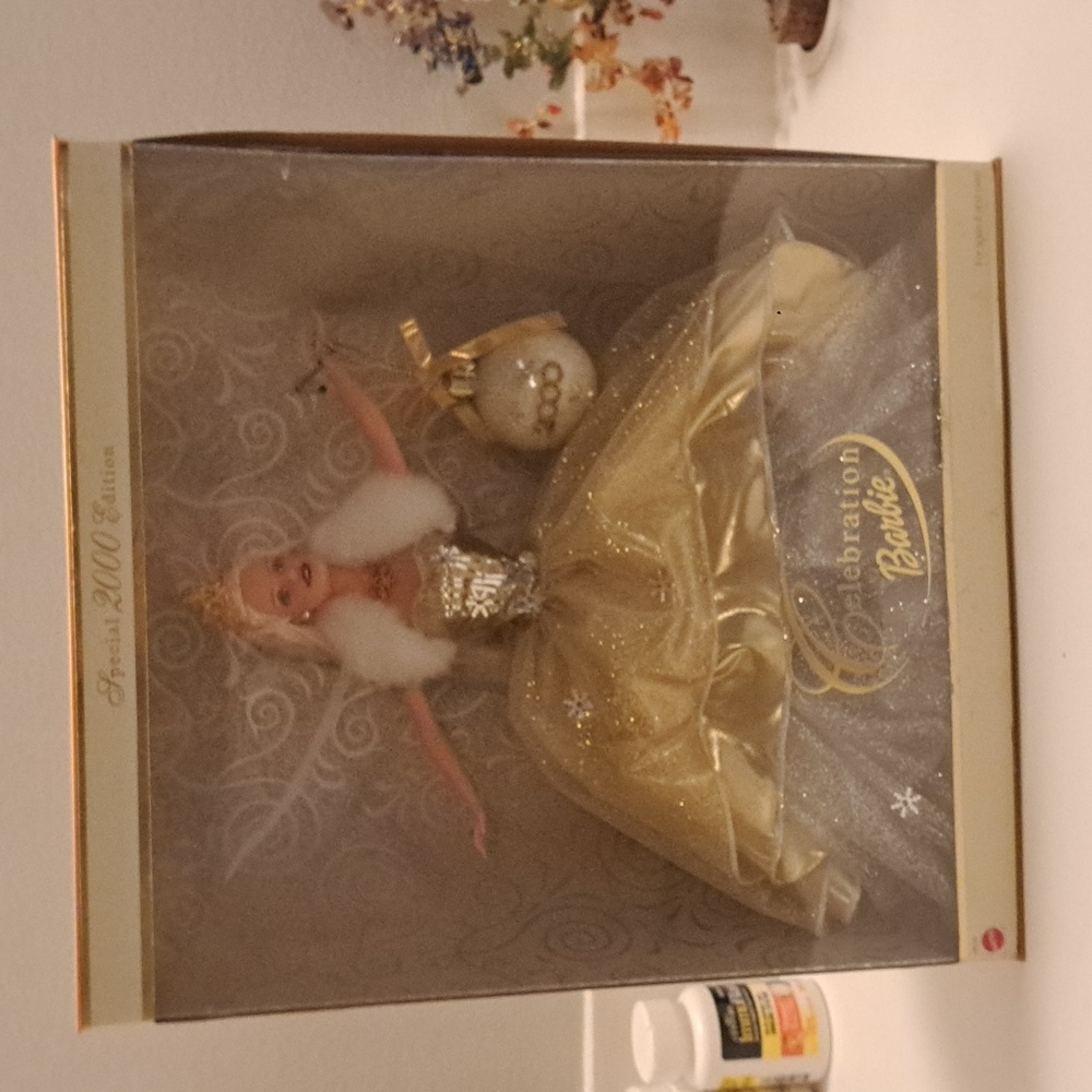 Special Edition 2000 Celebration Barbie Hallmark MATTEL